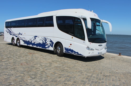 Aluguer de Autocarro de Turismo de 71 lugares